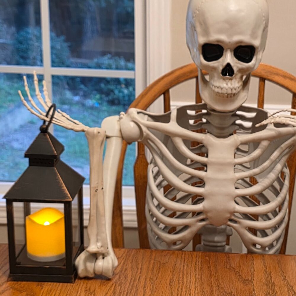 Meet your Posher, Thia